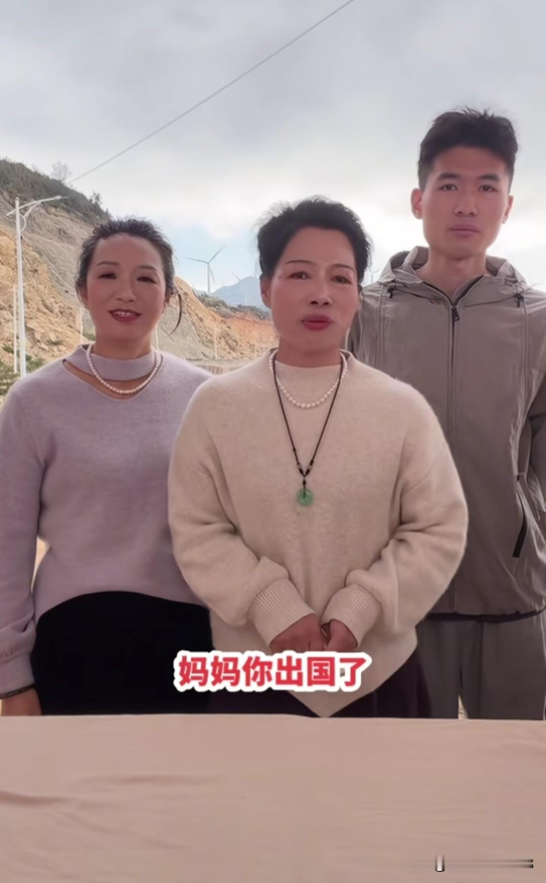 今天海军直播带货也非常成功，直播人气一直都是四五万人。购买人数显示五千多人，这次