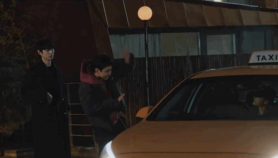 白雅珍的两只可爱小狗这个同步歪头真的笑死🤣 