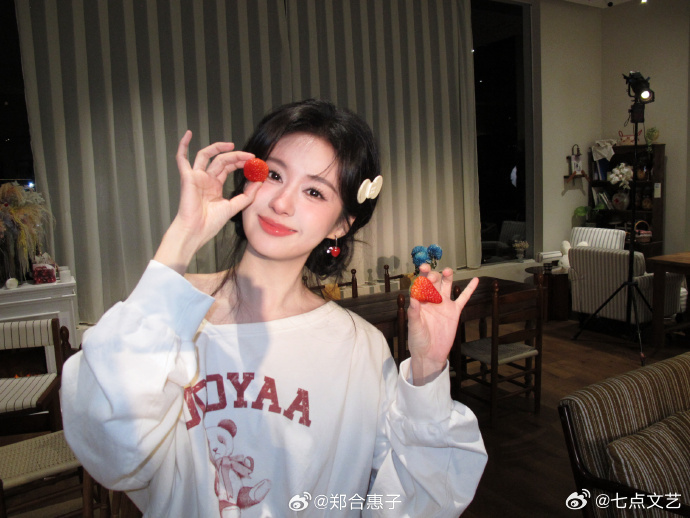 郑合惠子阮喻绝不掉马 可爱P图超有梗，阮喻绝不掉马的宣言太洗脑，连老鼠干都要跟着