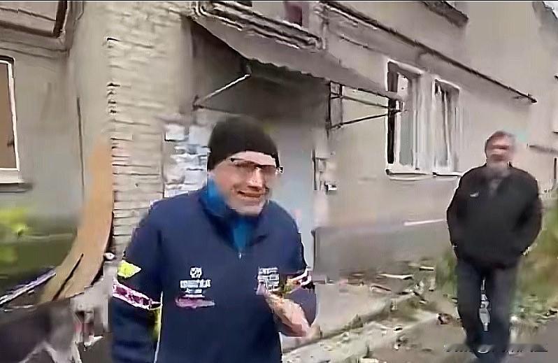 那么战争的意义何在 俄军进入波克罗夫斯克，这里的居民激动的对俄军说:“这里取决于