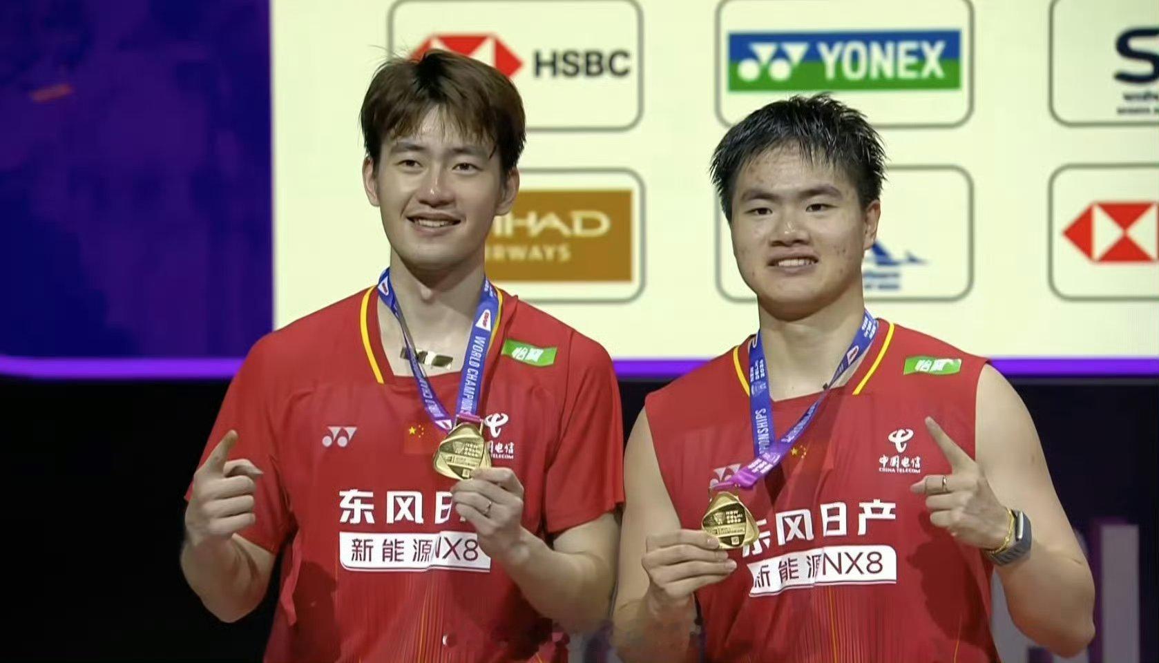 梁王世锦赛夺冠🏸好歹是赢了！！ 