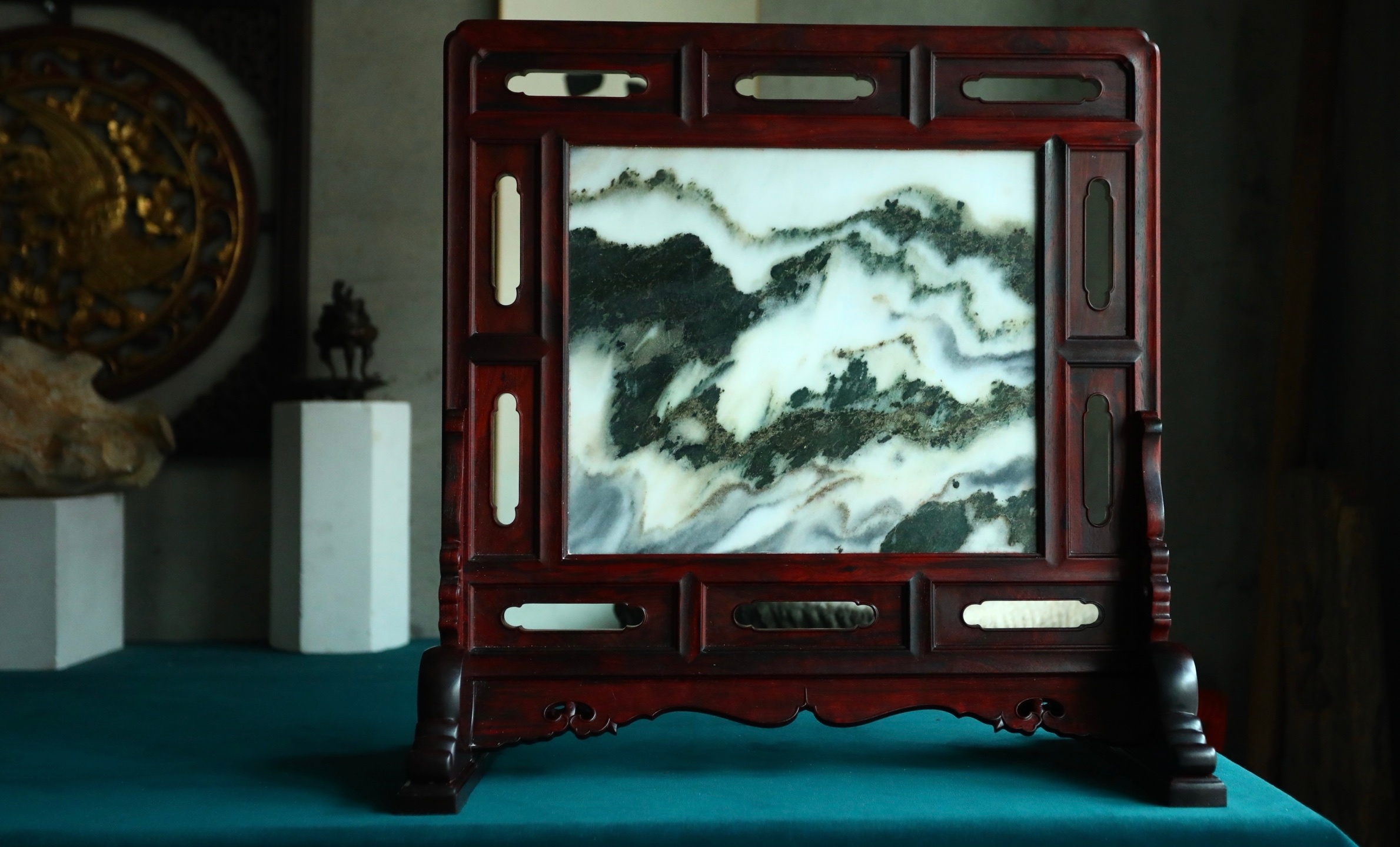 小叶紫檀嵌云石 | 大案屏复刻明代经典，器型文雅高古，周身线脚考究，屏心镶嵌天然