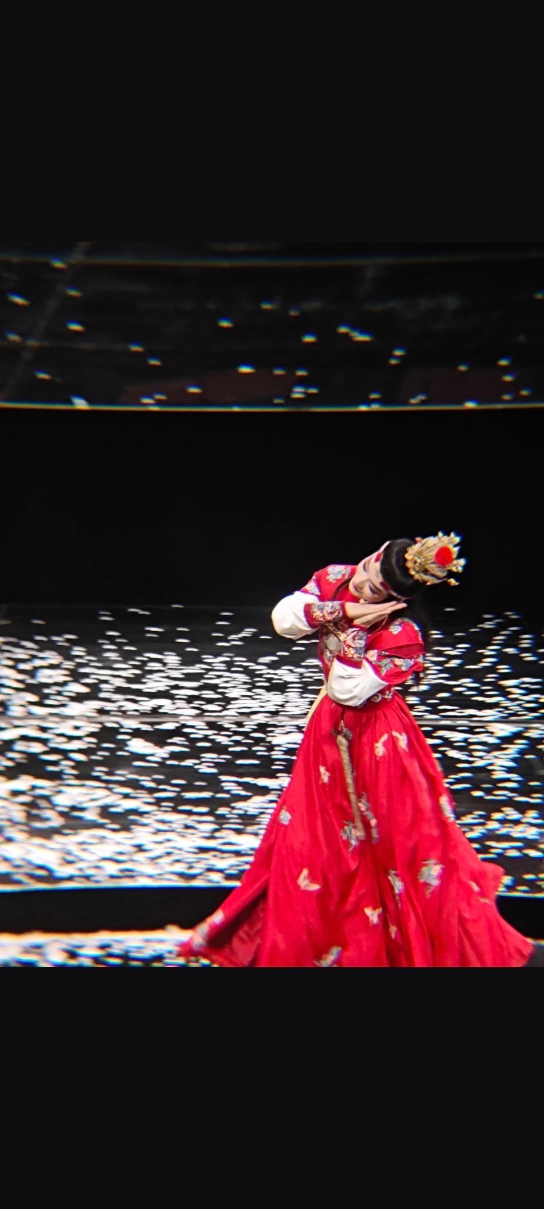 浙江越剧春晚我的大观园大年初二19:30锁定浙江越剧春晚！《我的大观园·重游太虚