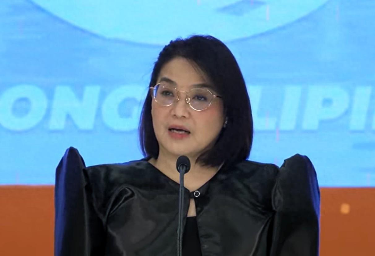 卡斯特罗有没有机会？
27日，菲总统府发言人卡斯特罗发声，否认了她被考虑担任大法
