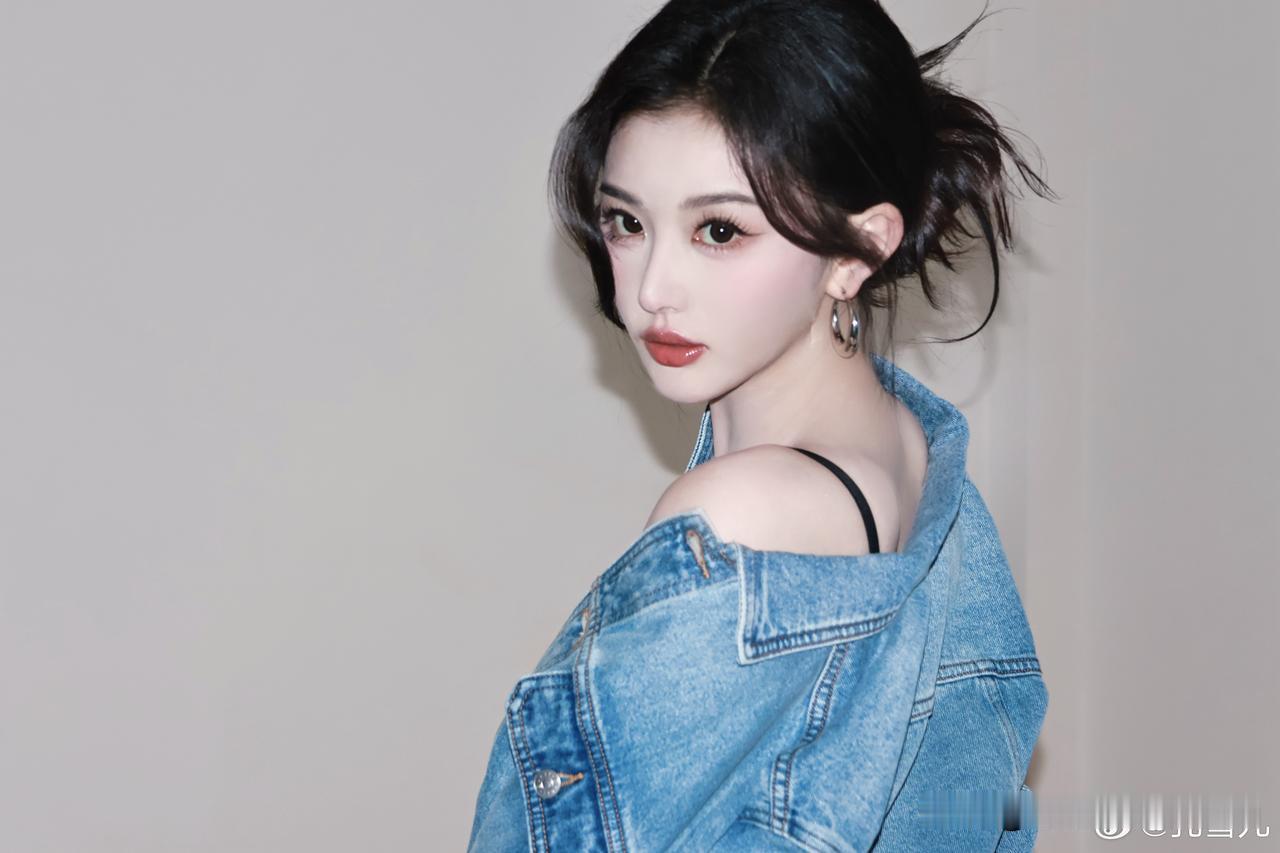 孔雪儿分享图片