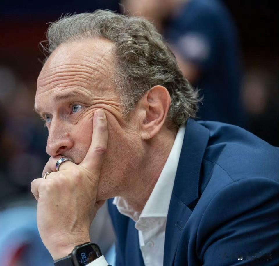 朱婷曾经为什么不回国家队?2025-2026赛季女排欧冠第四轮正赛小组赛截至第二