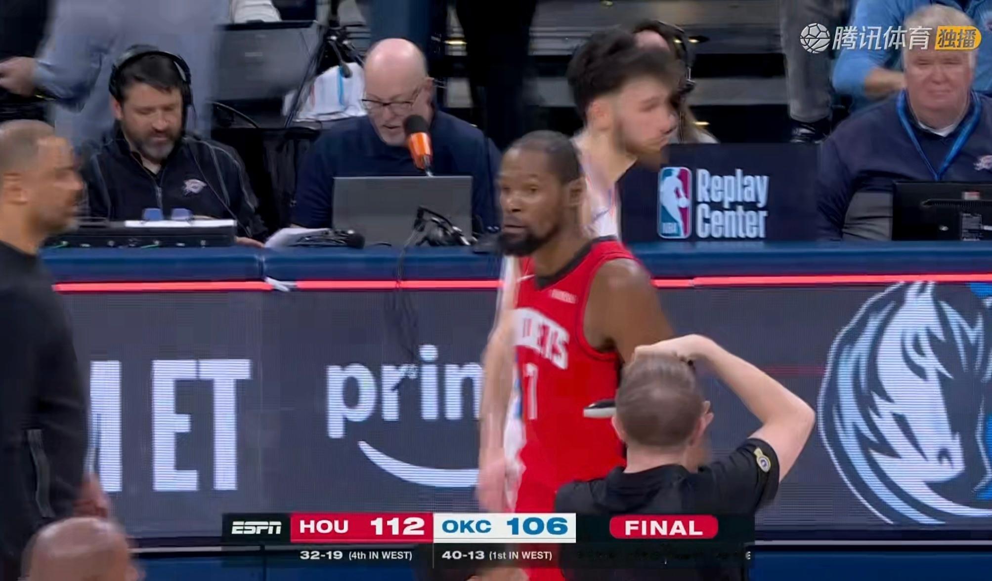 火箭送雷霆两连败。 卡华莱士23分4板4助攻、杜兰特20分4助攻、伊森26分8板