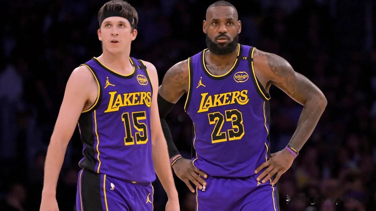 詹姆斯更新了自己的播客节目《Mind The Game》。本期的节目主要回答各大