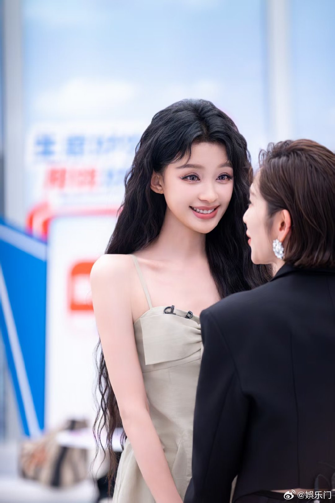 浪姐四公双人曲组队浪姐四公双人曲乘风2026王濛携手乌兰图雅演绎《我的纸飞机》，