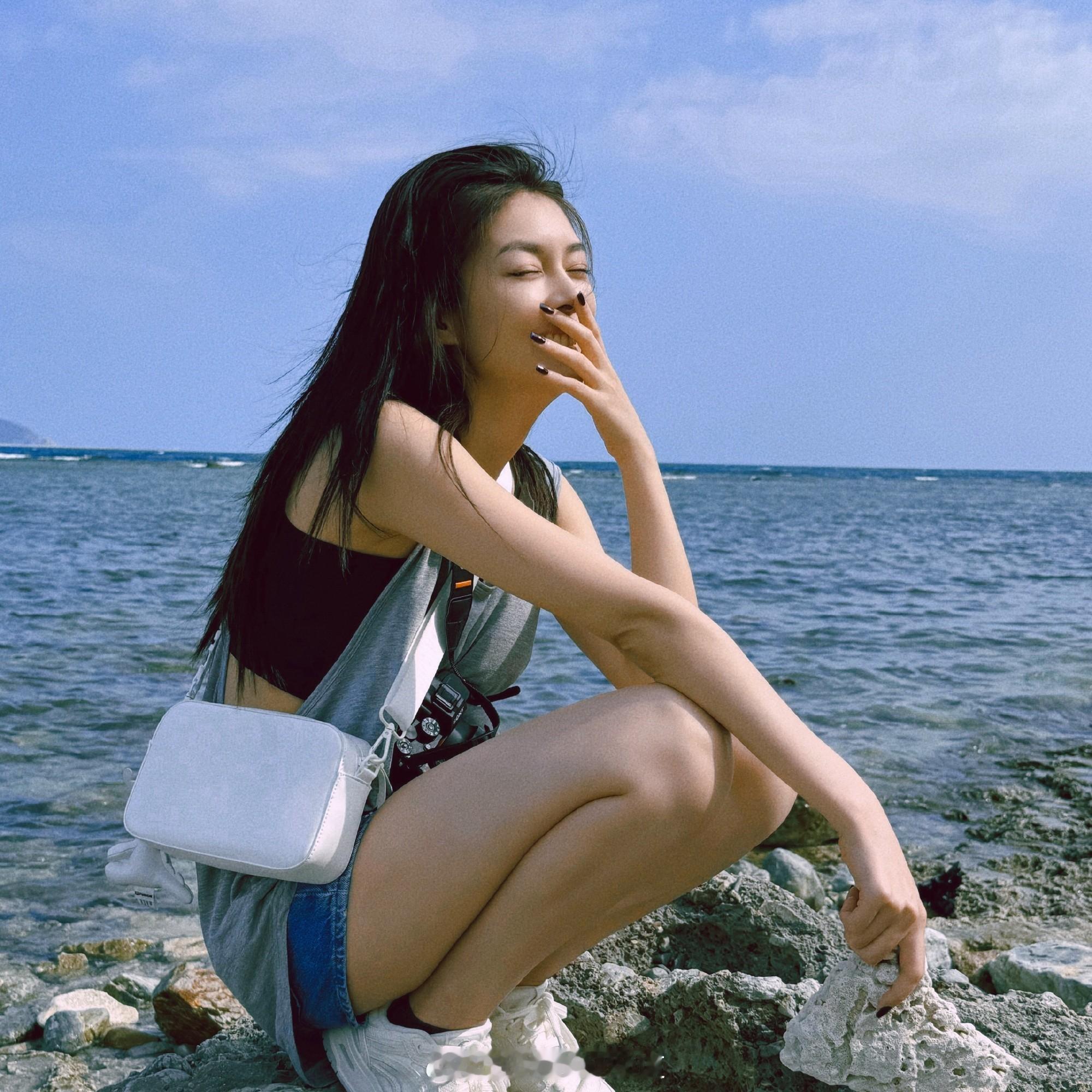 傅菁海边的浪漫随拍 