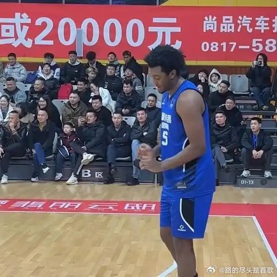 《“如果不是当年的事情 或者他就在NBA的赛场上了” 》播放量：5989点赞量：