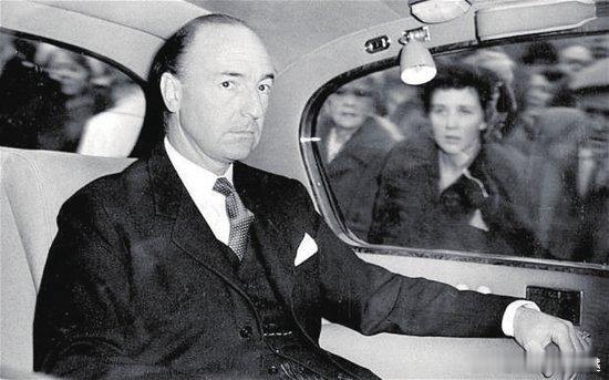 惊蛰无声反诈科普 冷战真实双重仙人跳间谍案震撼曝光！英苏情报机构互设陷阱，高官因