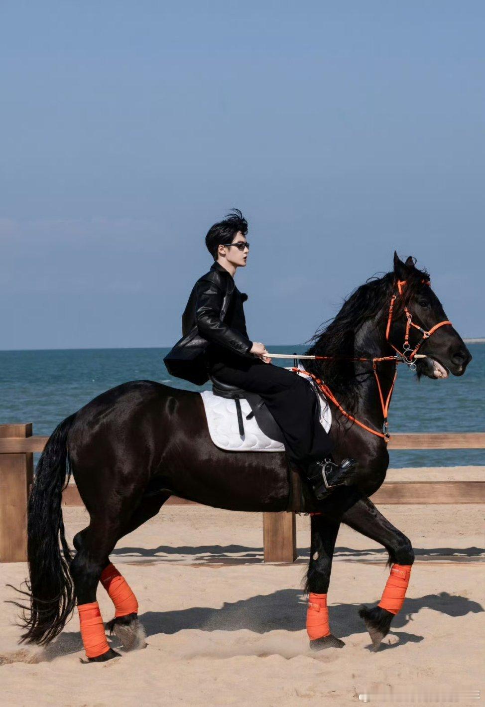 檀健次营业，期待今晚hi6不见不散噢