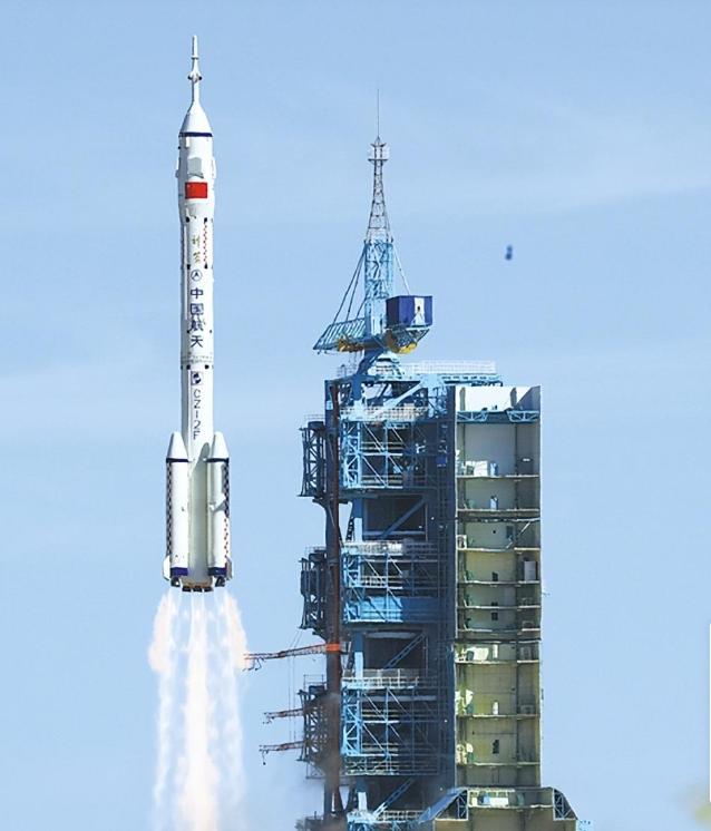 危险！中国神十八还未返航，美国卫星却突然解体，航天员该怎咋办
2024年，神舟十