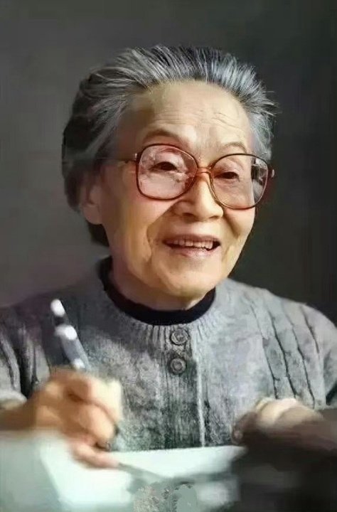 一言一行，可辨人品；一朝一夕，可见人心。人与人最好的交往，必定是带着善意穿过人海