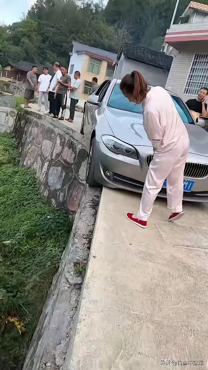 假期出行如果遇到这种情况，请问该如何破局假期出行国庆出行 ​​​