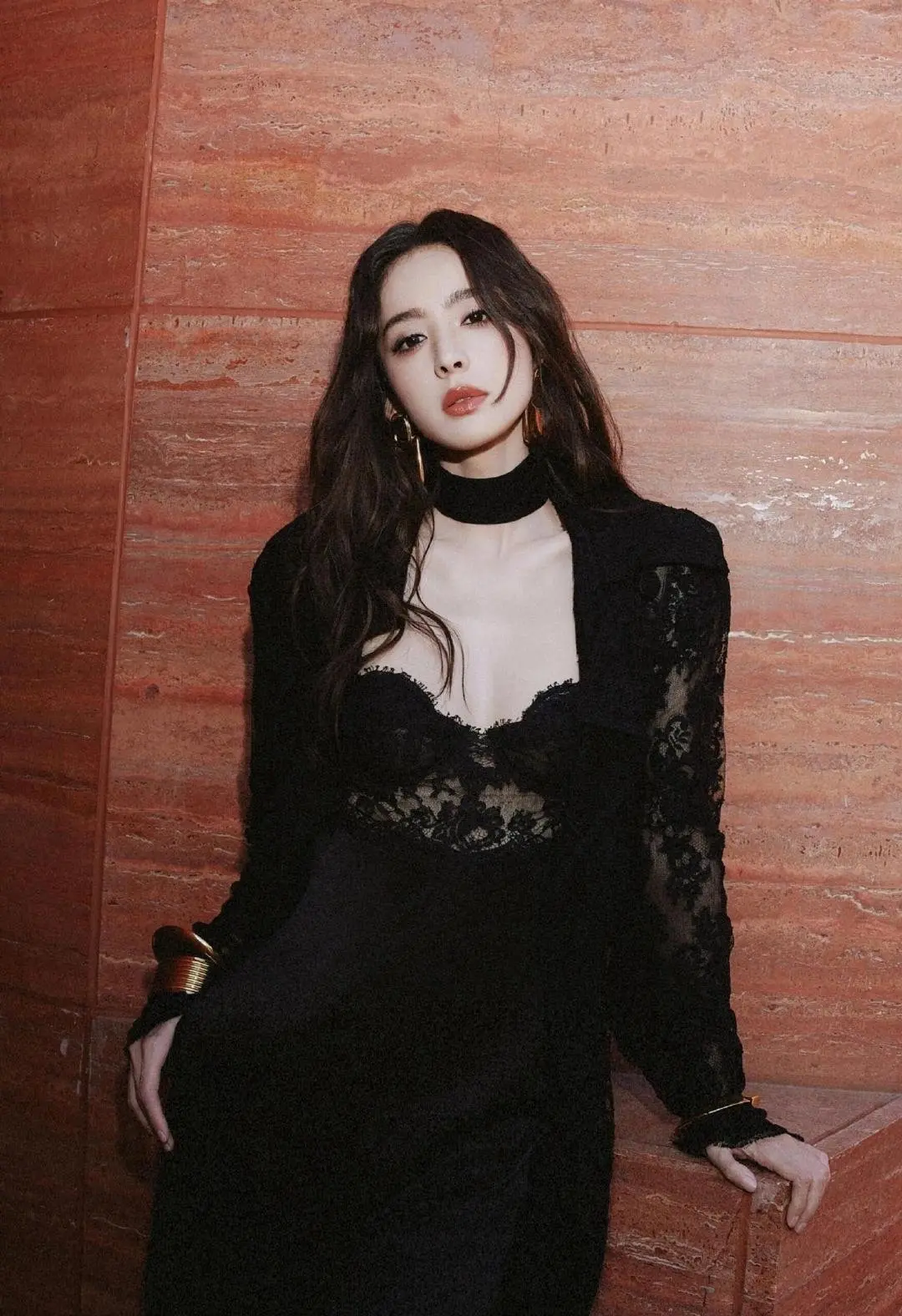 娜扎。