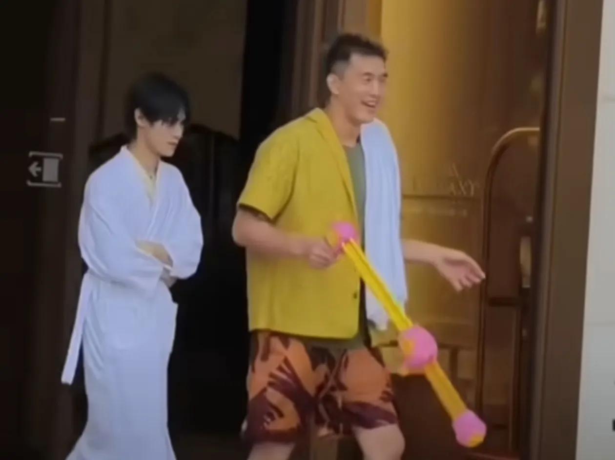 郭艾伦忙着上综艺，他正在逐渐远离篮球赛场！

我国著名篮球运动员郭艾伦在这个休赛