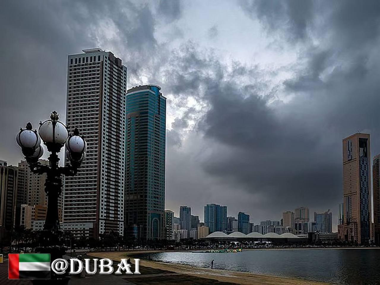 预计周四阿联酋全境将出现雷暴、降雨和冰雹。

气象部门预测，阿联酋部分地区周四将