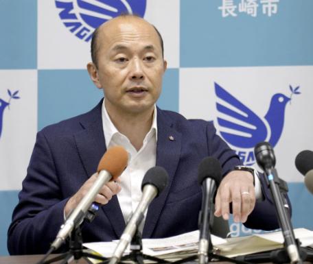 -长崎市长一句话，把日本官方精心打磨几十年的外交话术撕开一道口子——原子弹就是美