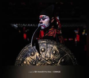 Mate80把非遗英歌拍出新花样华为Mate 80系列这波操作，我给满分。非遗“