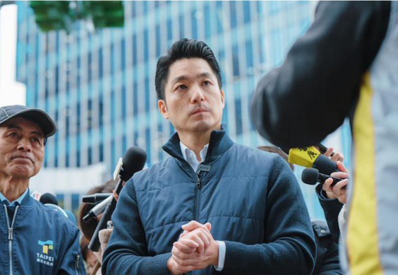 蒋万安本来可以稳稳连任，民调领先沈伯洋20多个百分点，施政满意度近7成，怎么突然