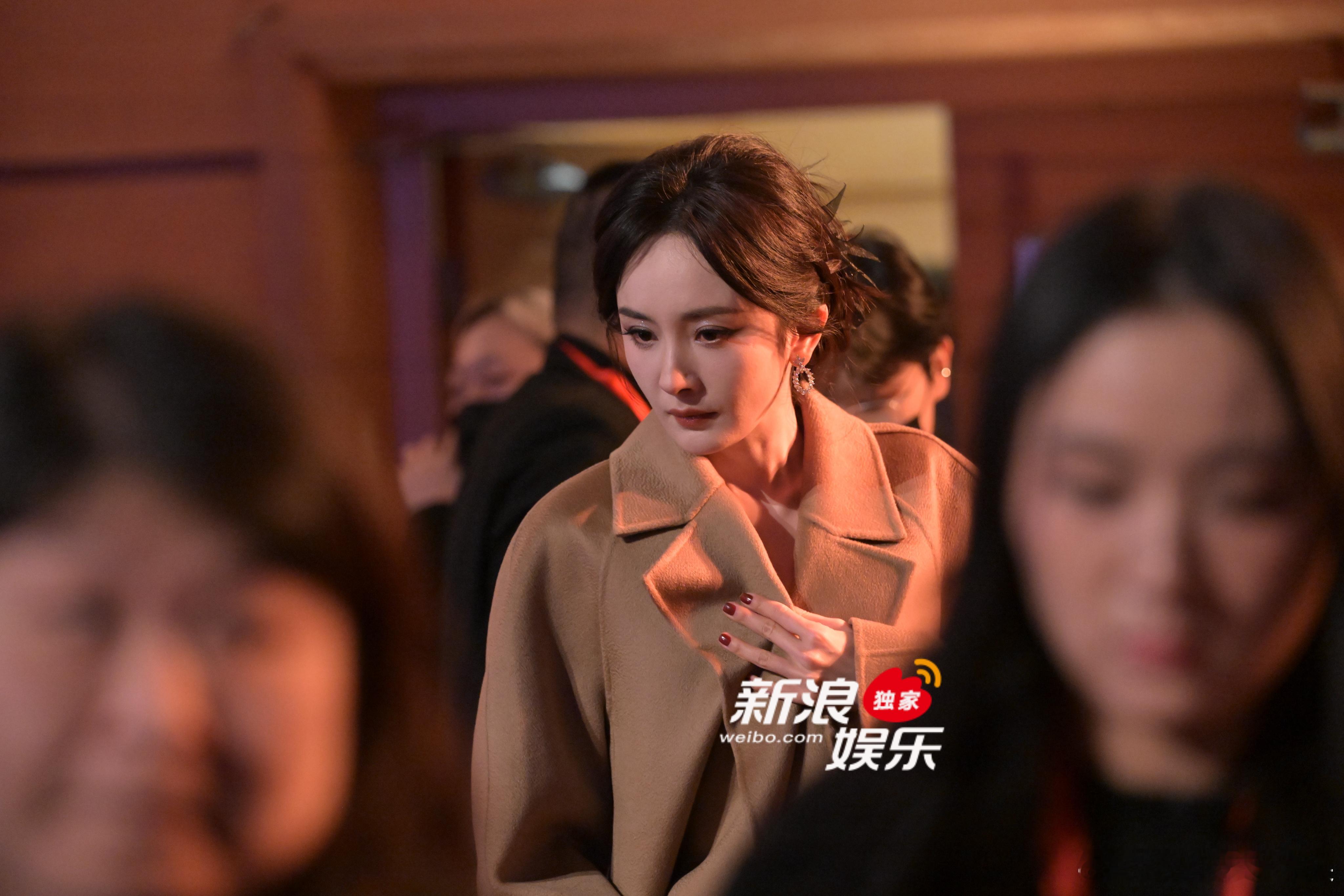 杨幂进场神图 这太绝了！ ​​​