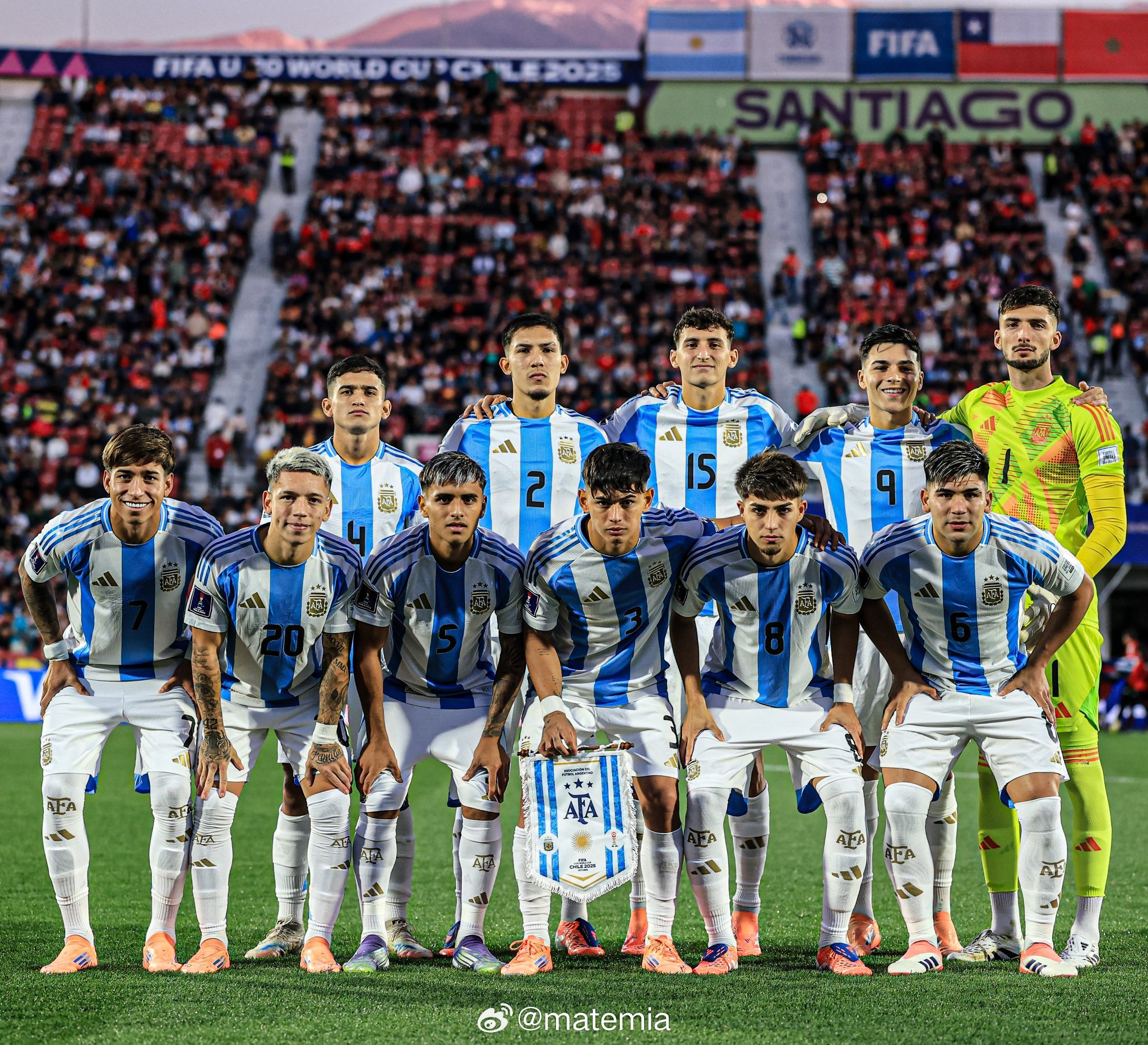 🏆 U20世界杯🎙️ 在决赛输给摩洛哥后阿根廷主帅迭戈·普拉森特：“小伙子们