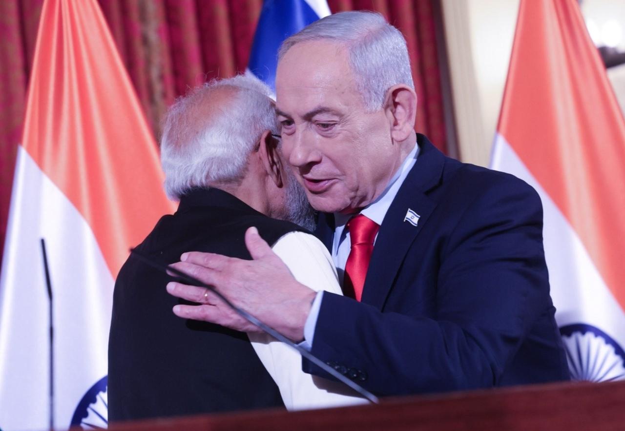 中东地区的紧张局势在近期迎来新一轮升级，各类军事行动接连发生，平民安全与地区稳定