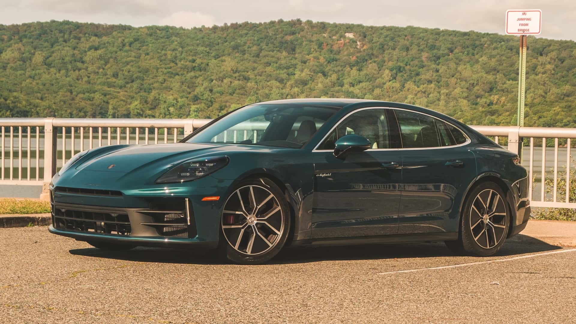 2025 Porsche Panamera 4S E-Hybrid ​​​