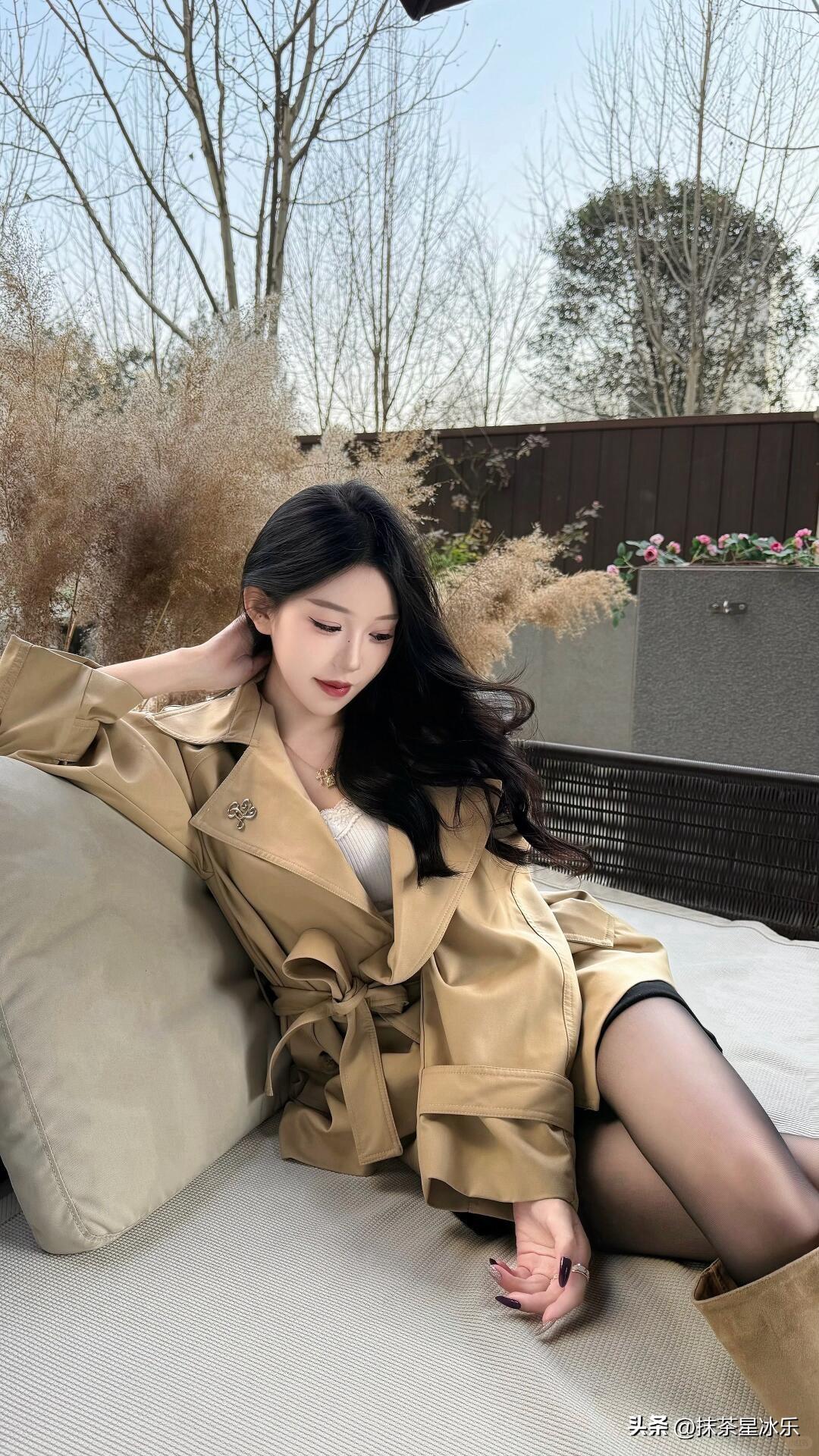 如何打造高级感穿搭? 半身裙怎么穿出高级感?