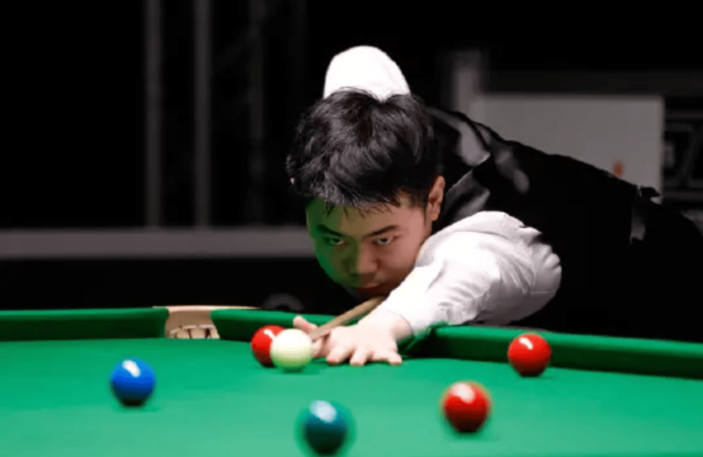 斯诺克国锦赛：袁思俊、国强与江俊携手闯入32强