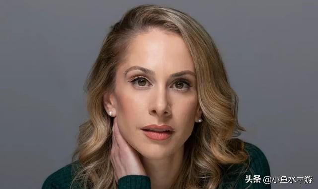 美国记者安娜·卡斯帕里安：
 
“我要对所有以色列人说：你们在国际上遭人厌恶。”