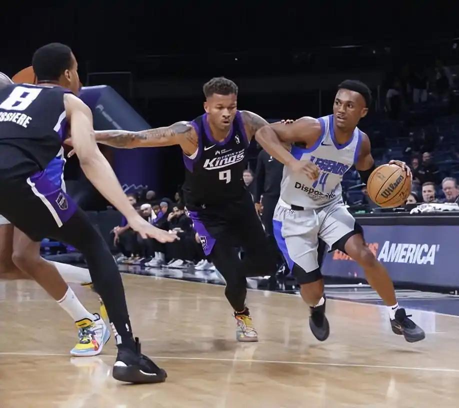 迪亚洛的老相识沃克要来了，兄弟携手能否助力山西汾酒取得更好成绩。

近日，有消息