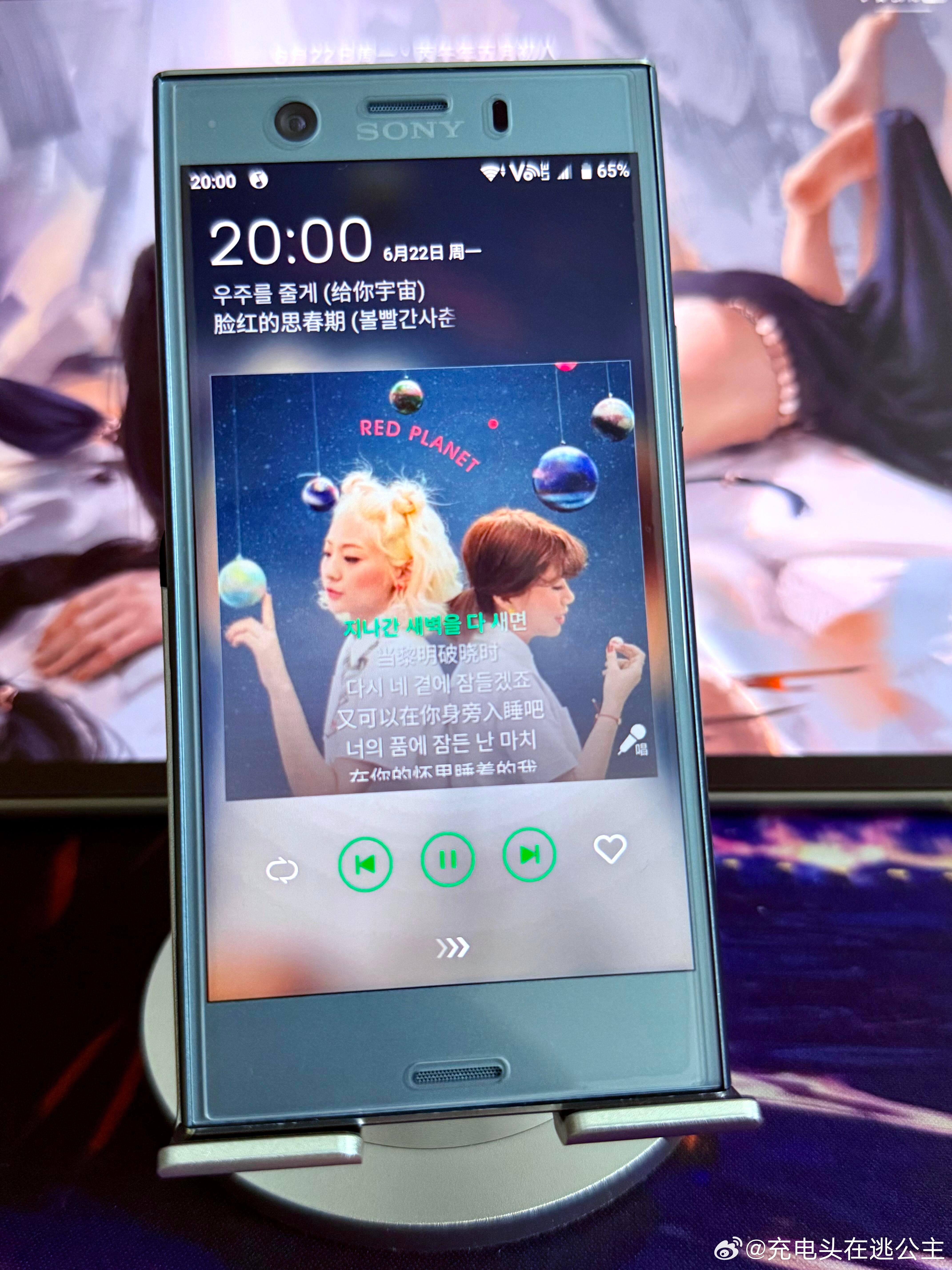 让人着迷的小方块~设计这一块，索尼有自己独特的审美！ 