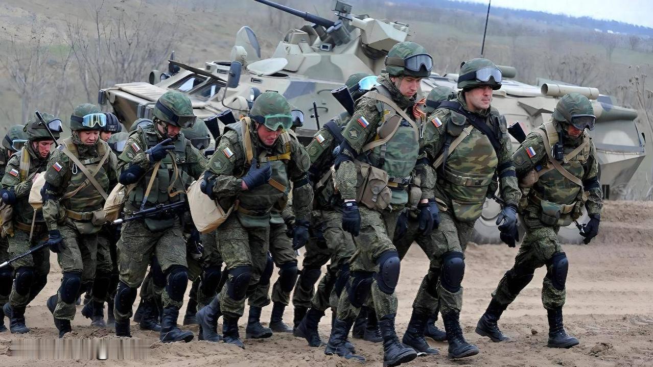 怎么看香港两名男子无法律意识，瞒着家人奔赴乌克兰参战遇袭阵亡？
一、香港两名男子