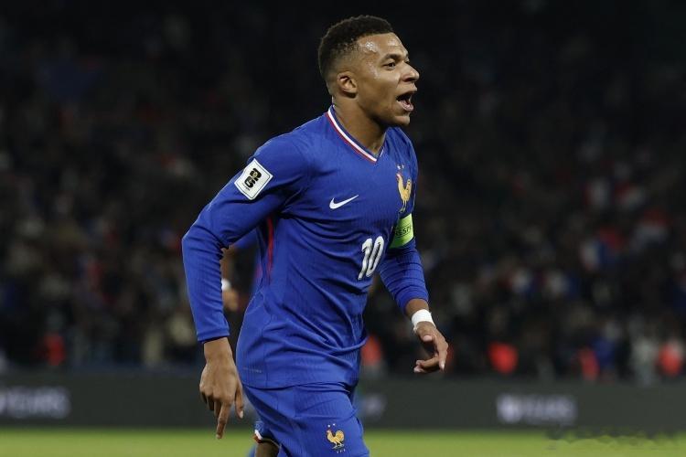 姆巴佩真的要哭了！原以为他离开巴黎，抱上皇马这个大腿之后，能够迅速实现欧冠，拿下