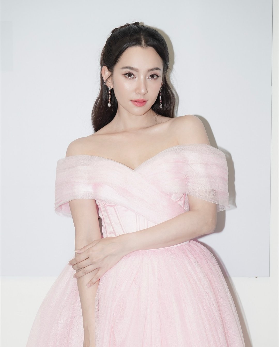 Bella Campen｜IG更新✨Naree X Ranee | Feelin