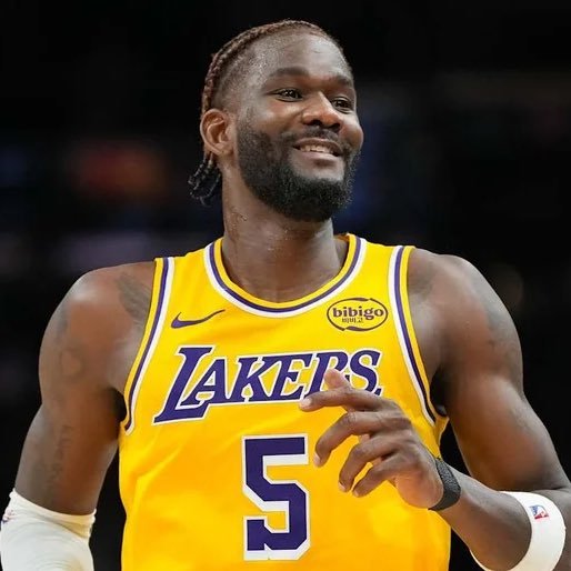 这支湖人让人好陌生不知道这样的艾顿，开拓者陌不陌生，今天29分10篮板3封盖，1