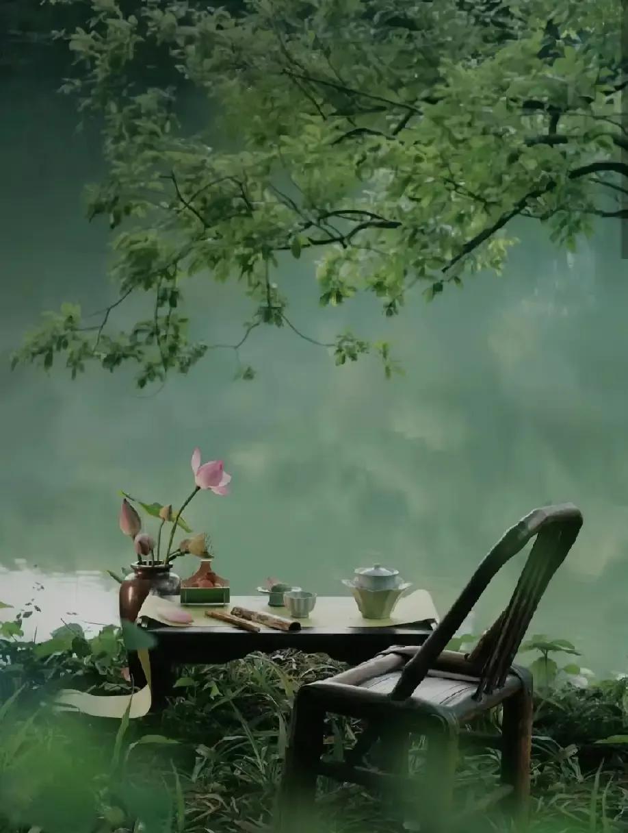 易中天icon说：“什么叫好好活着，

什么叫过好每一天？

用庄子icon的话