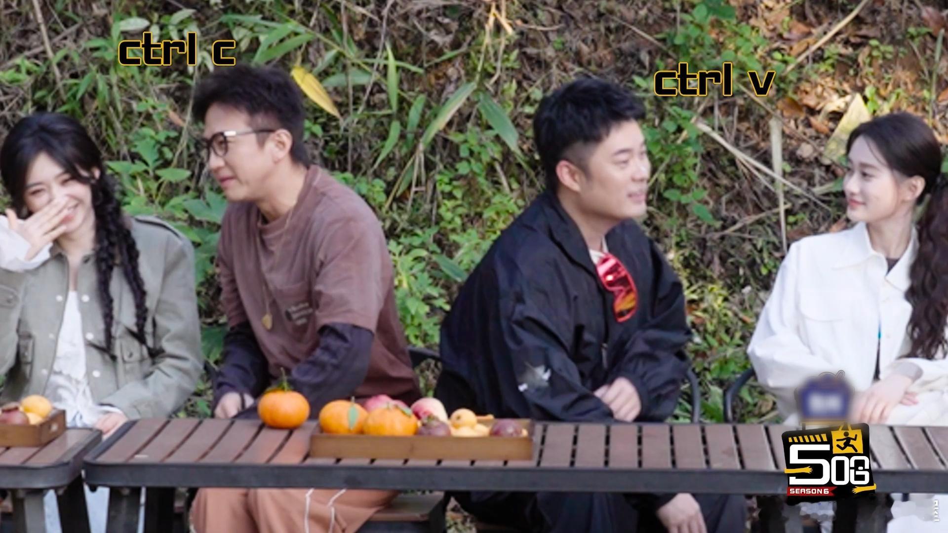 超赫的默契藏在拒绝里！邓超陈赫拒绝合照 徐梦洁想拍张他俩的合照，俩人竟同时挥手说