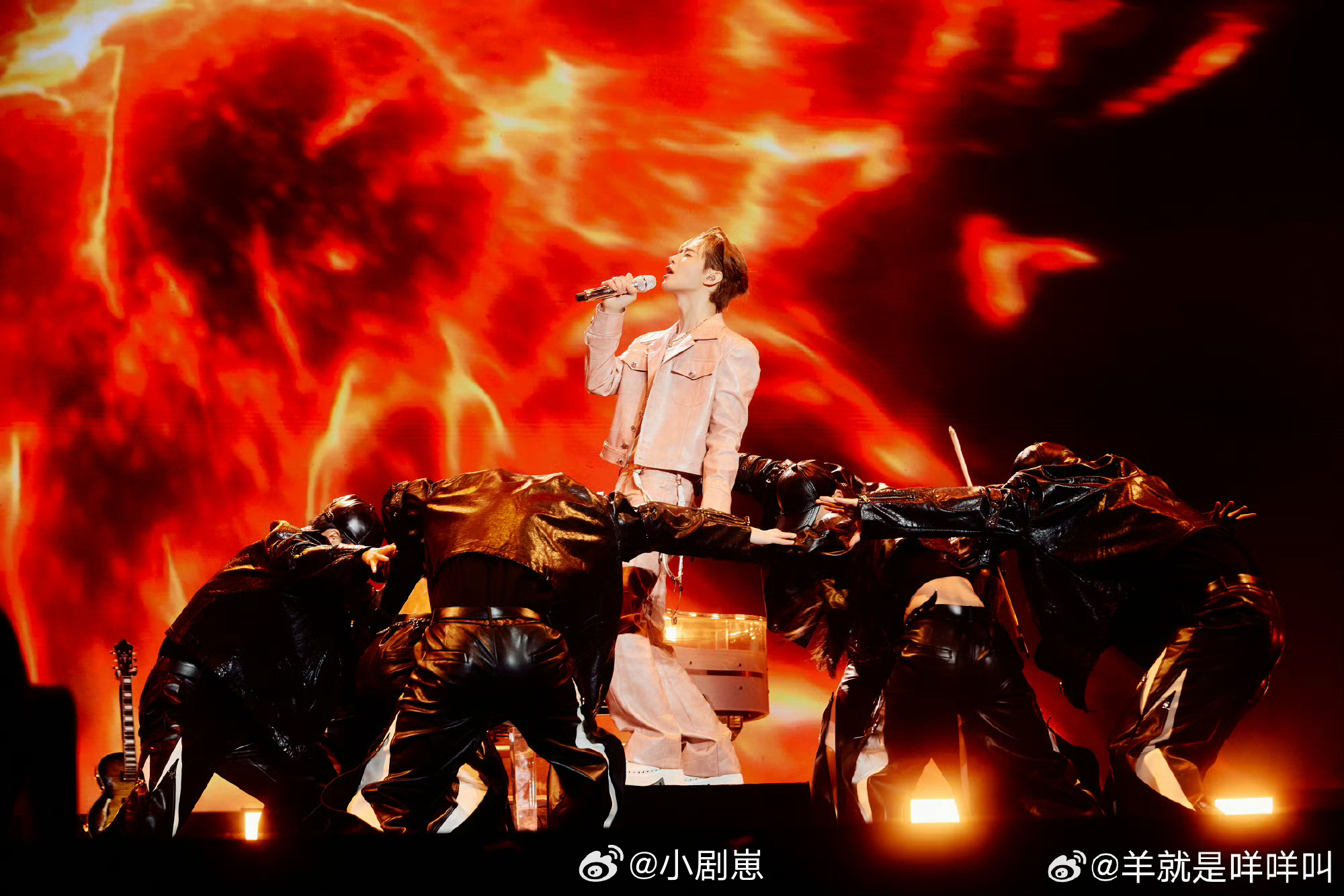 刘宪华苏州演唱会秒售罄刘宪华苏州演唱会秒售罄 刘宪华苏州演唱会开票秒空，页面瞬间
