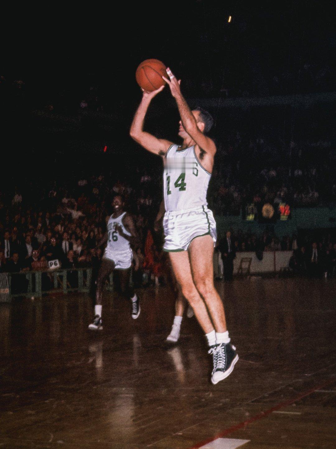 凯尔特人图库 凯尔特人队史上的那些50分得分表演！关于那一场比赛的故事，你都了解