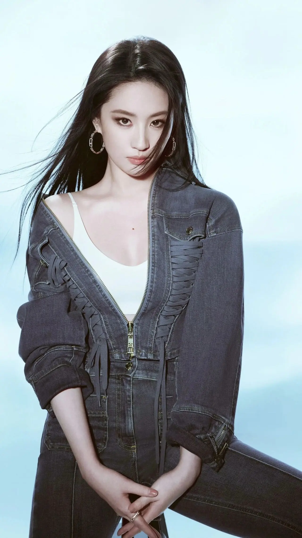 刘亦菲 性感穿搭