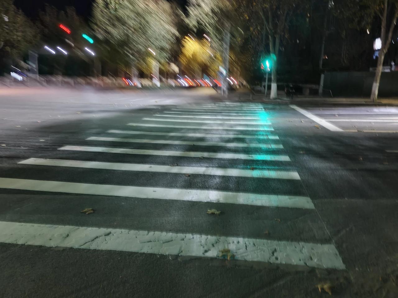 淄川这个路口恢复正常通车！

淄博市淄川区将军东路和淄城东路路口，将军东路由东往