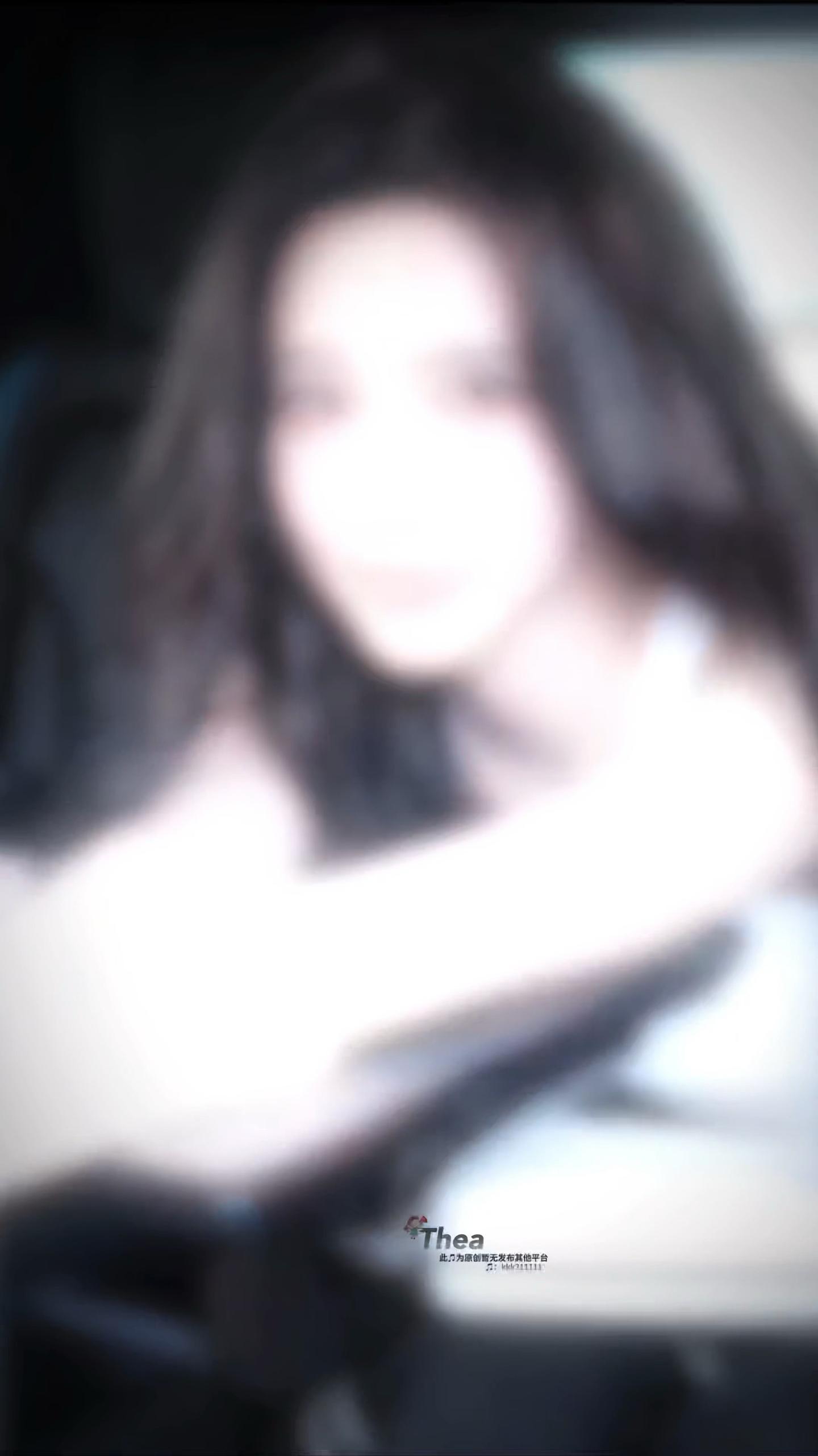 姐姐一直是我的白月光。