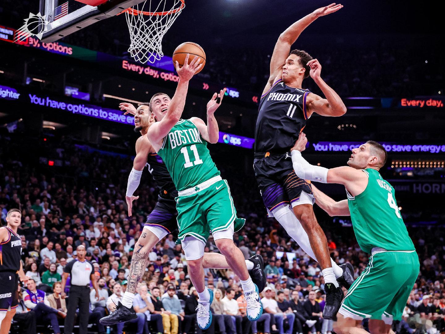 【数据复盘：球队陷入进攻荒】我们主场81-97不敌凯尔特人，这不仅是本赛季第二低