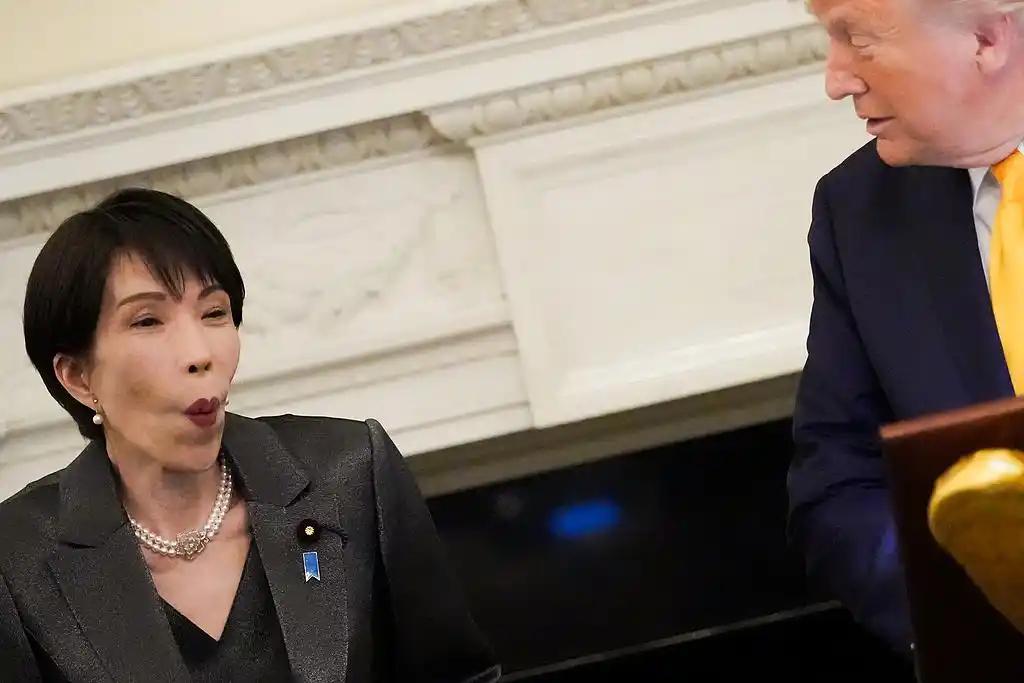 高市早苗尽显双面嘴脸，对外谄媚对内嚣张，日本狼子野心藏不住

日本政坛最近的操作