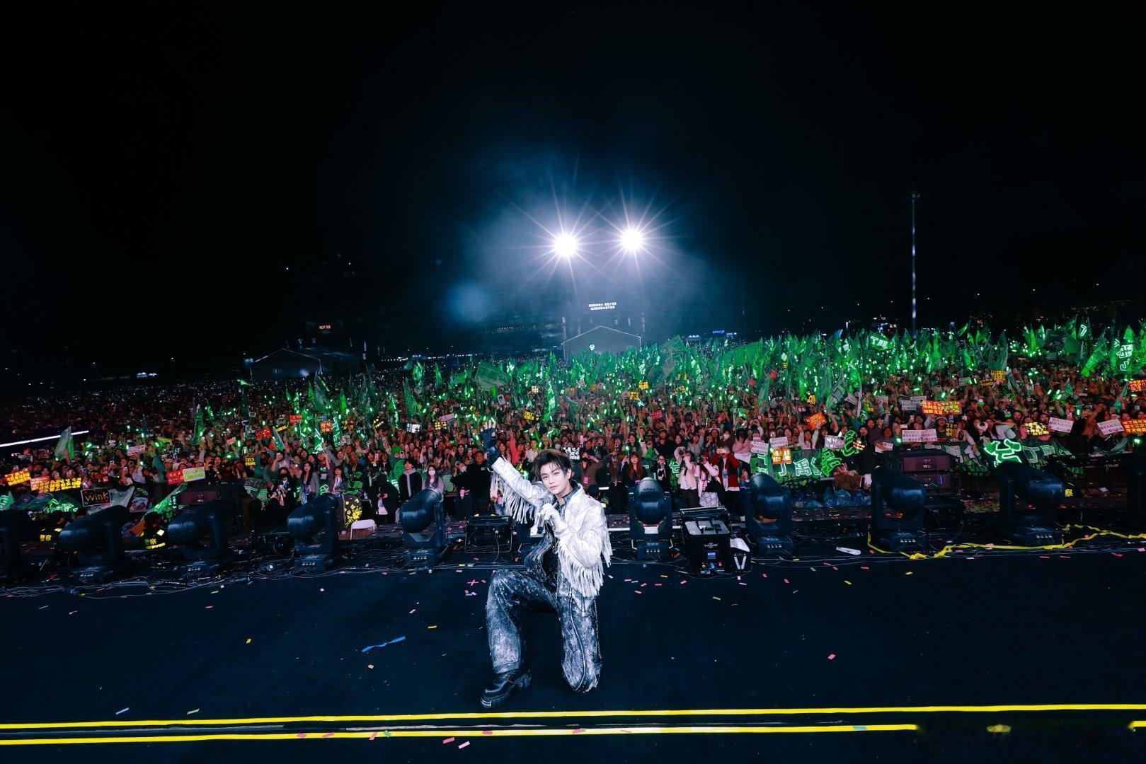 丁禹兮张海虾 丁禹兮丁禹兮南部档案 喜欢你，是因为你的才华和谦逊。丁禹兮，愿你一