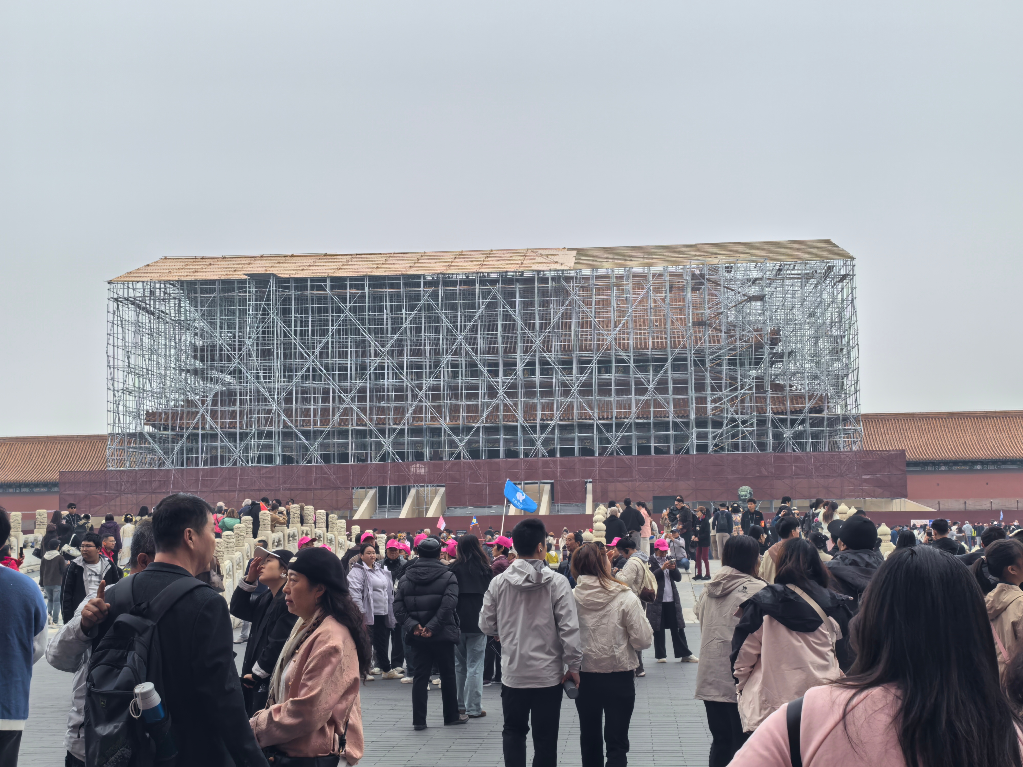 带孩子来北京旅游，感受了一下脚手架版故宫… ​​​